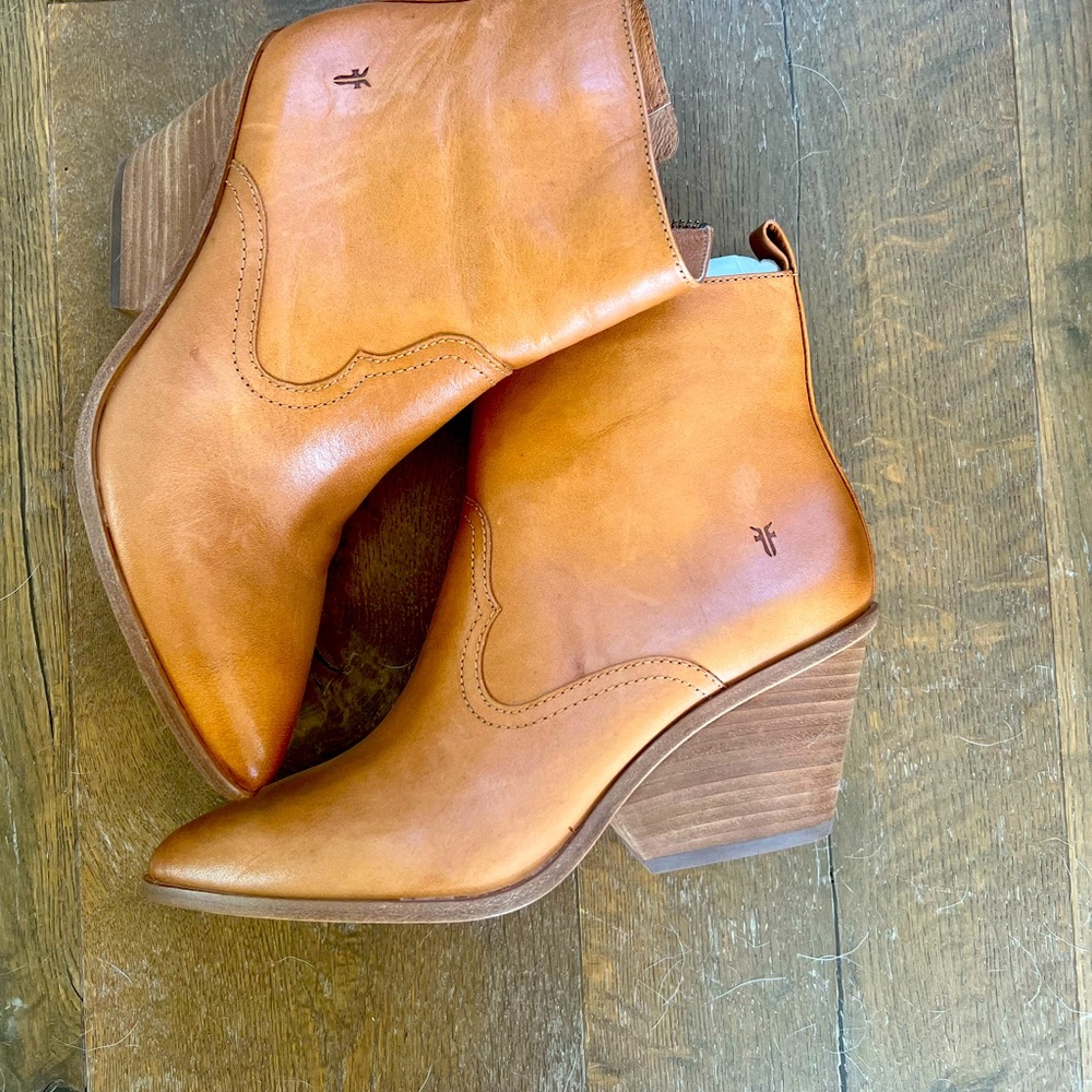 Brand new, never worn Frye boots